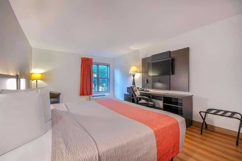Motel 6 Walton, Ky - Richwood - Cincinnati Airport South Room photo